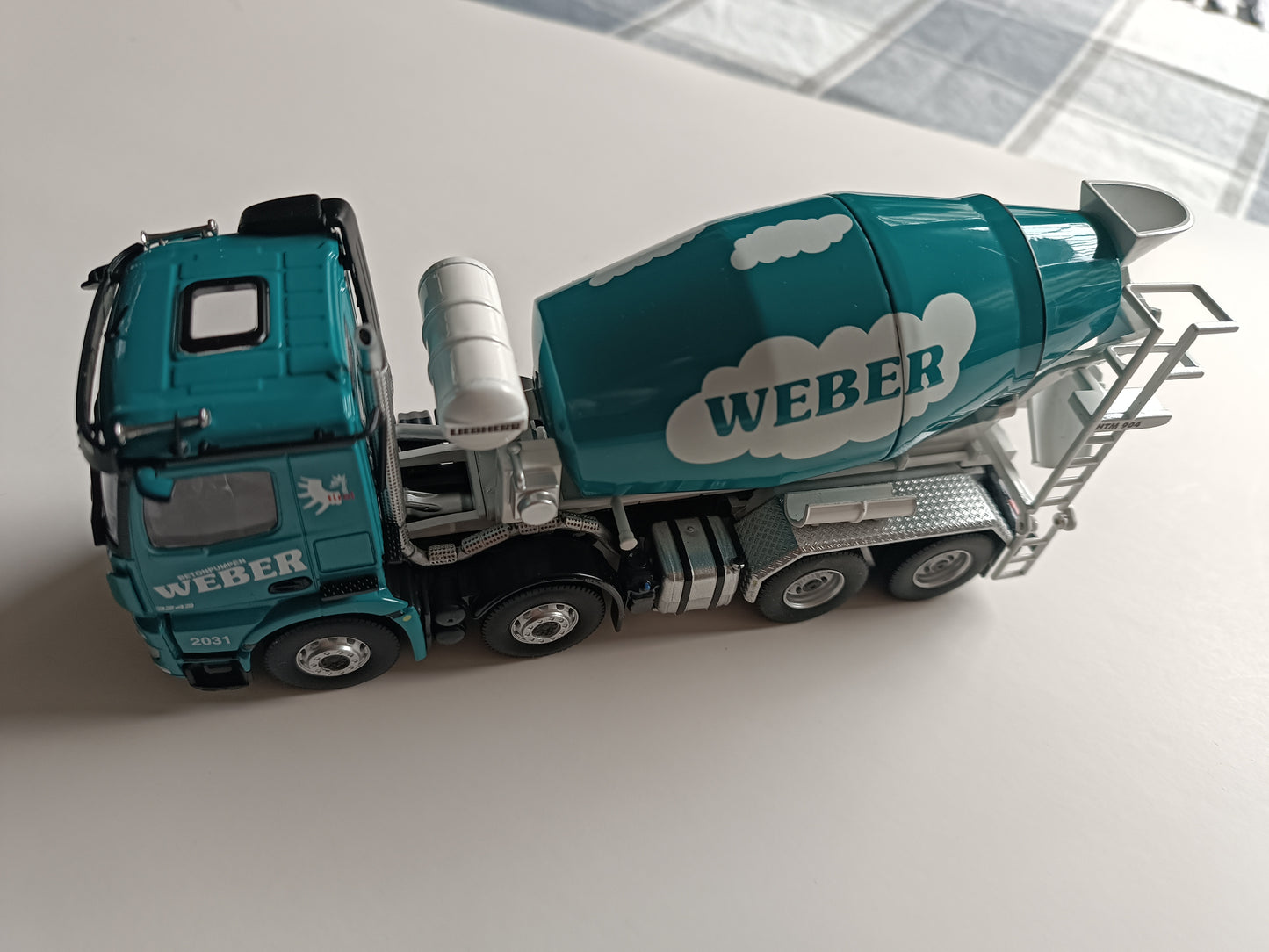 933-05 " WEBER Betonmischer"