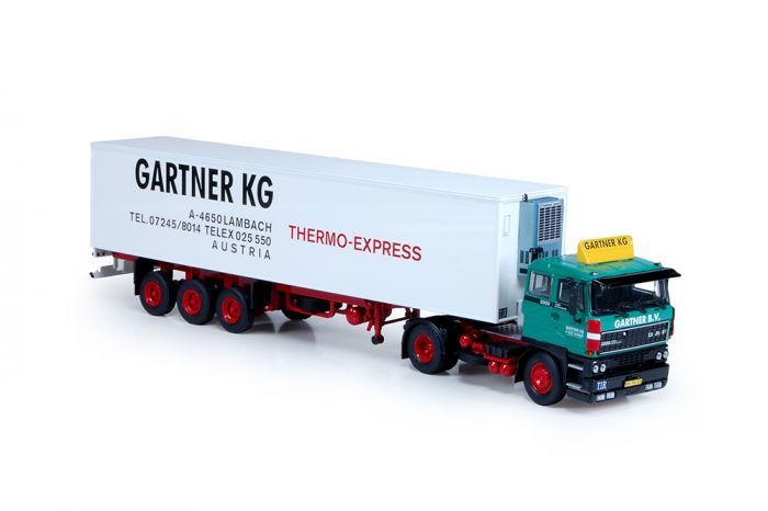 71660 DAF 3300 mit 3.-achs Kühlauflieger