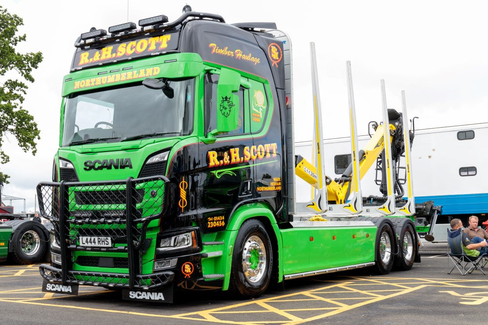 84851 Scania Next Gen R R&H Großbritannien