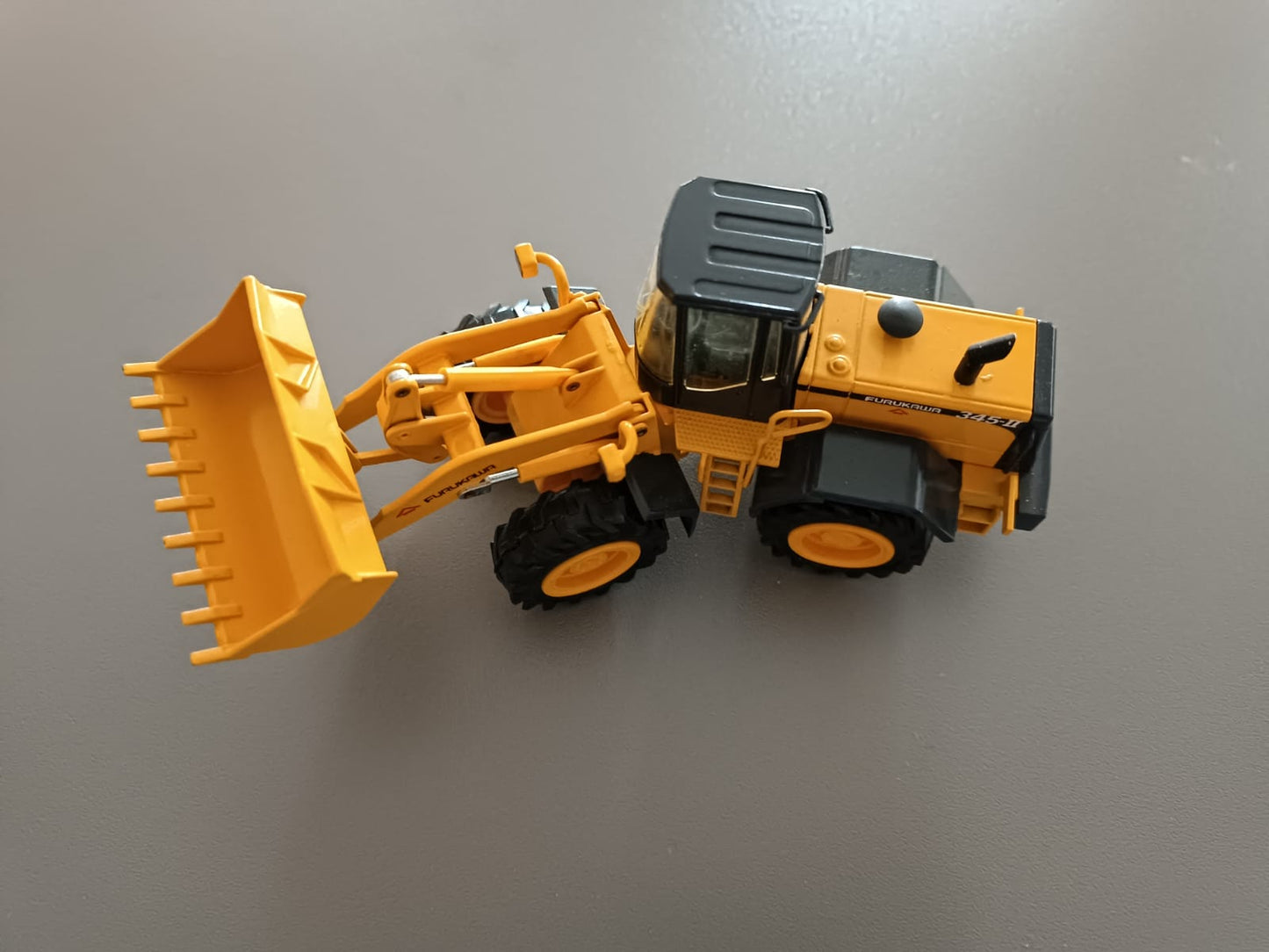 2433-0 Furukawa 345 -II Radlader