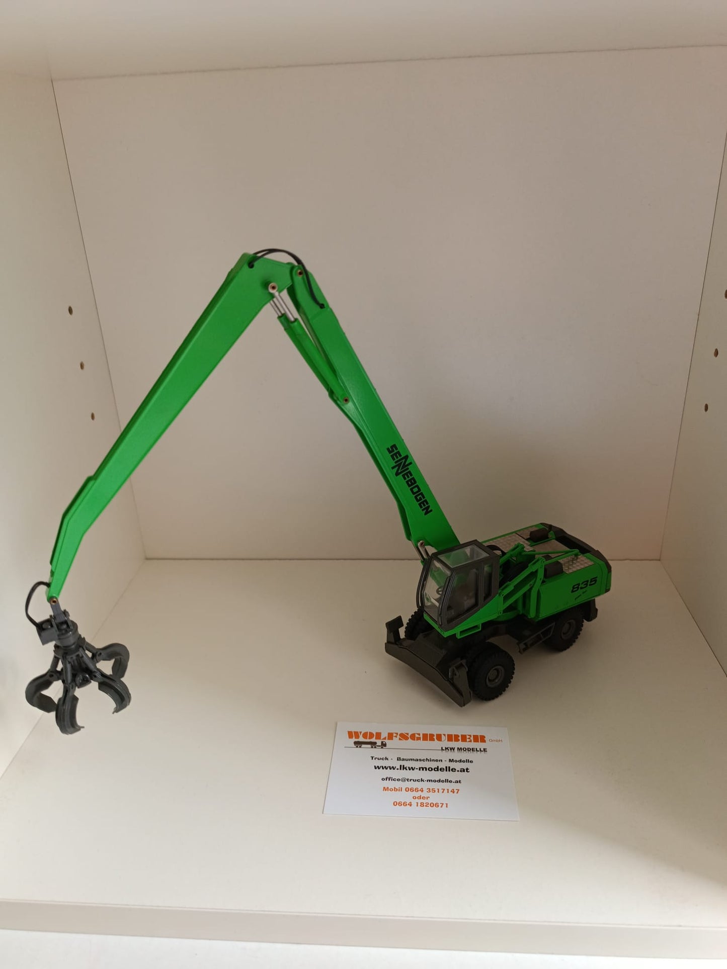 2845 Sennebogen 835