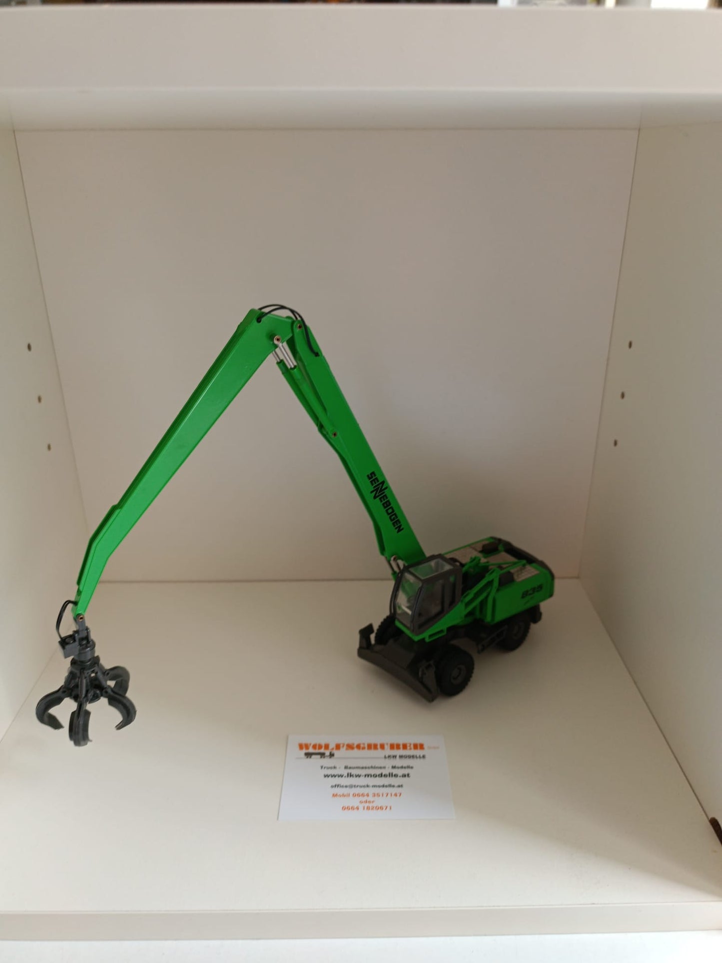 2845 Sennebogen 835