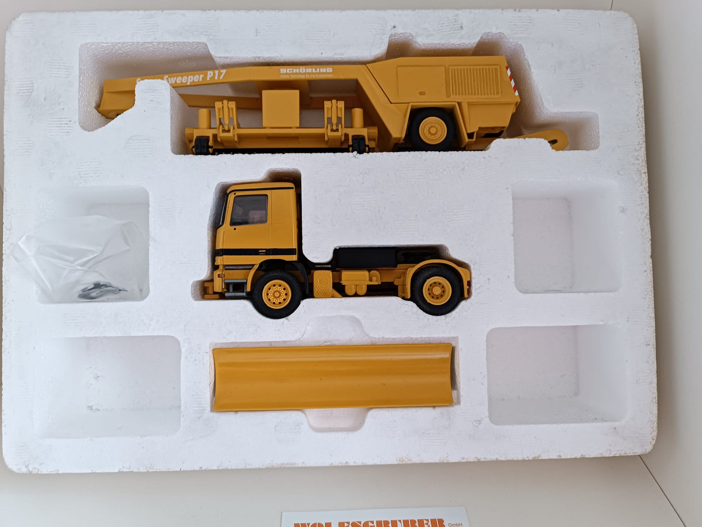 4059 Bucher Schörling Snow Swepper P17