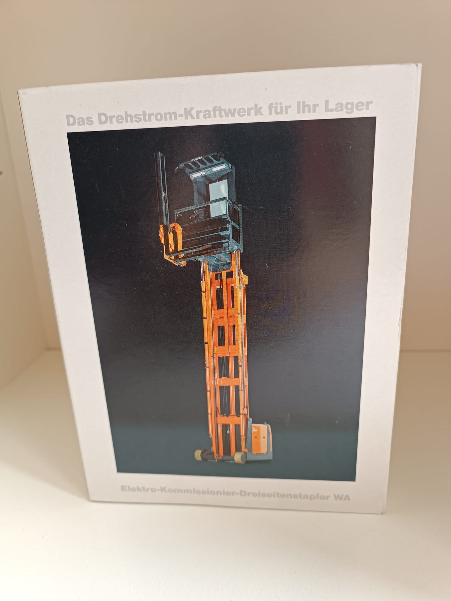 2777 Dreiseitenstapler