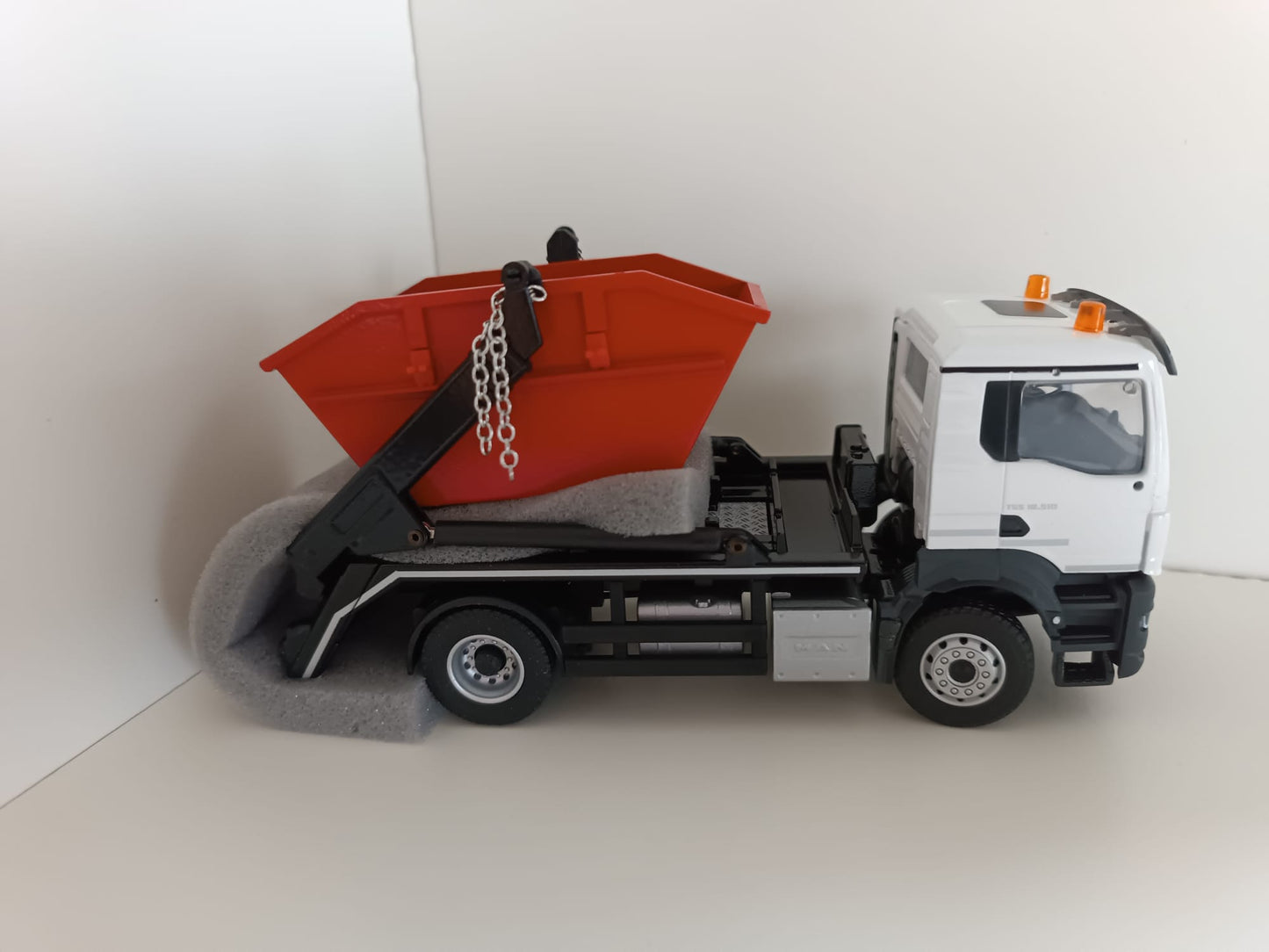 81216-01 MAN TGS Meiller Absetzkipper