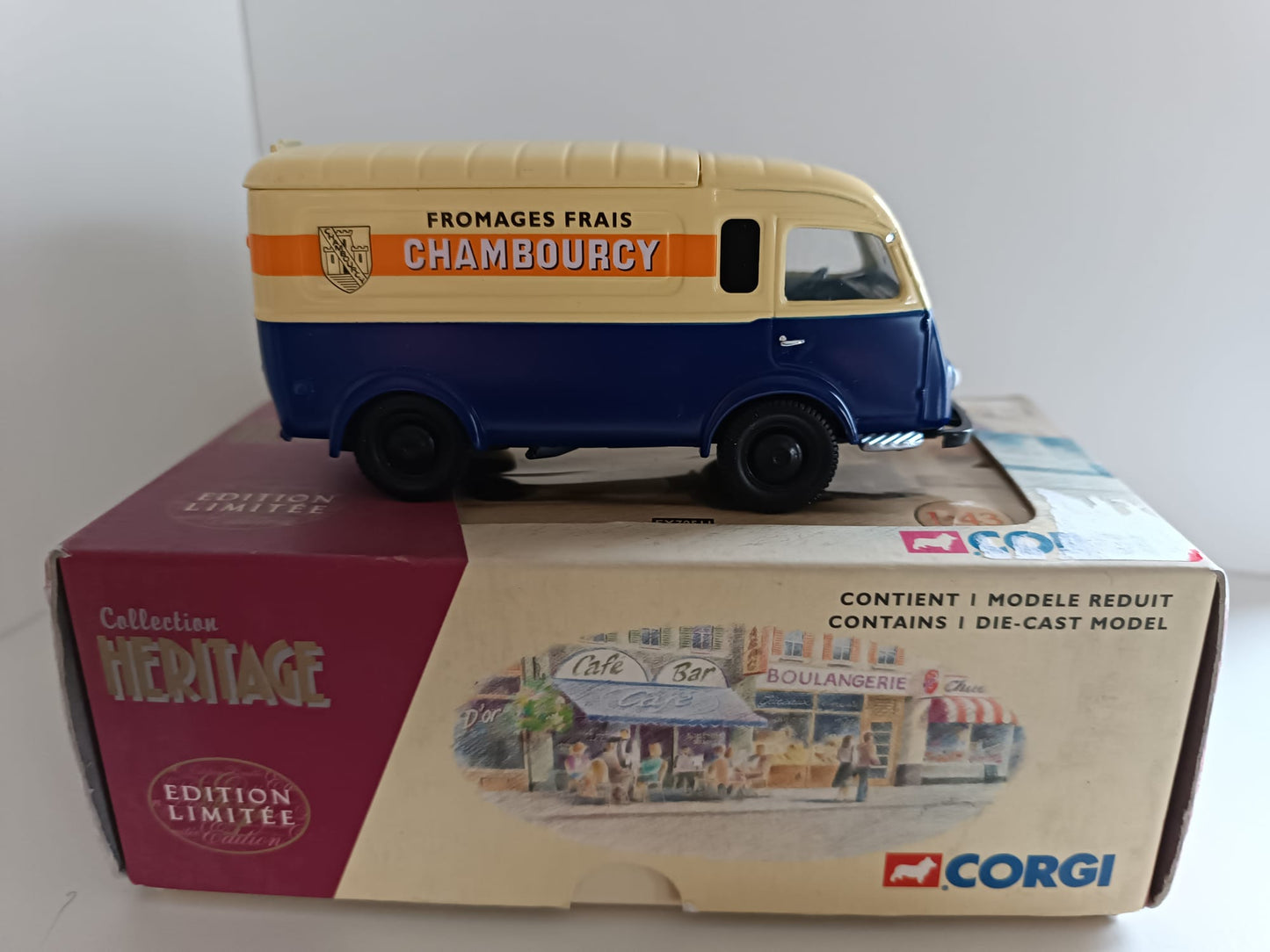EX 70511 Renault - CHABOURCY - 1:43