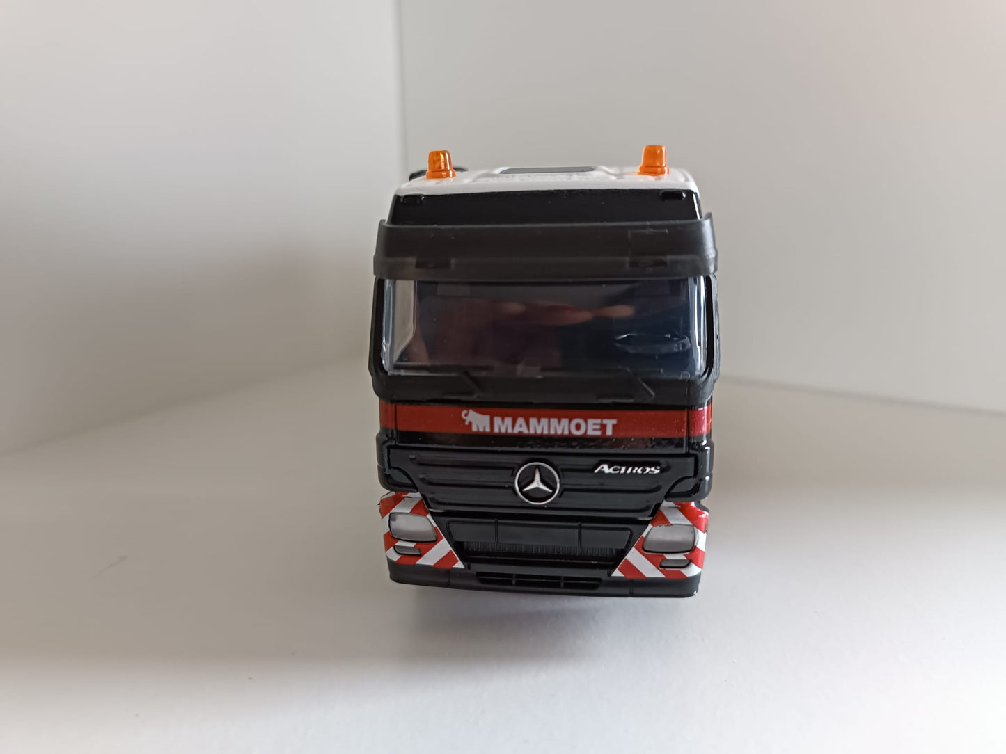 40811-01   MB Actros Mammoet 3-achs