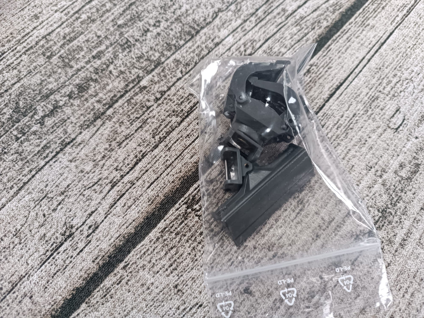 2223-02 LIEBHERR R 922V Litronic - STRABAG