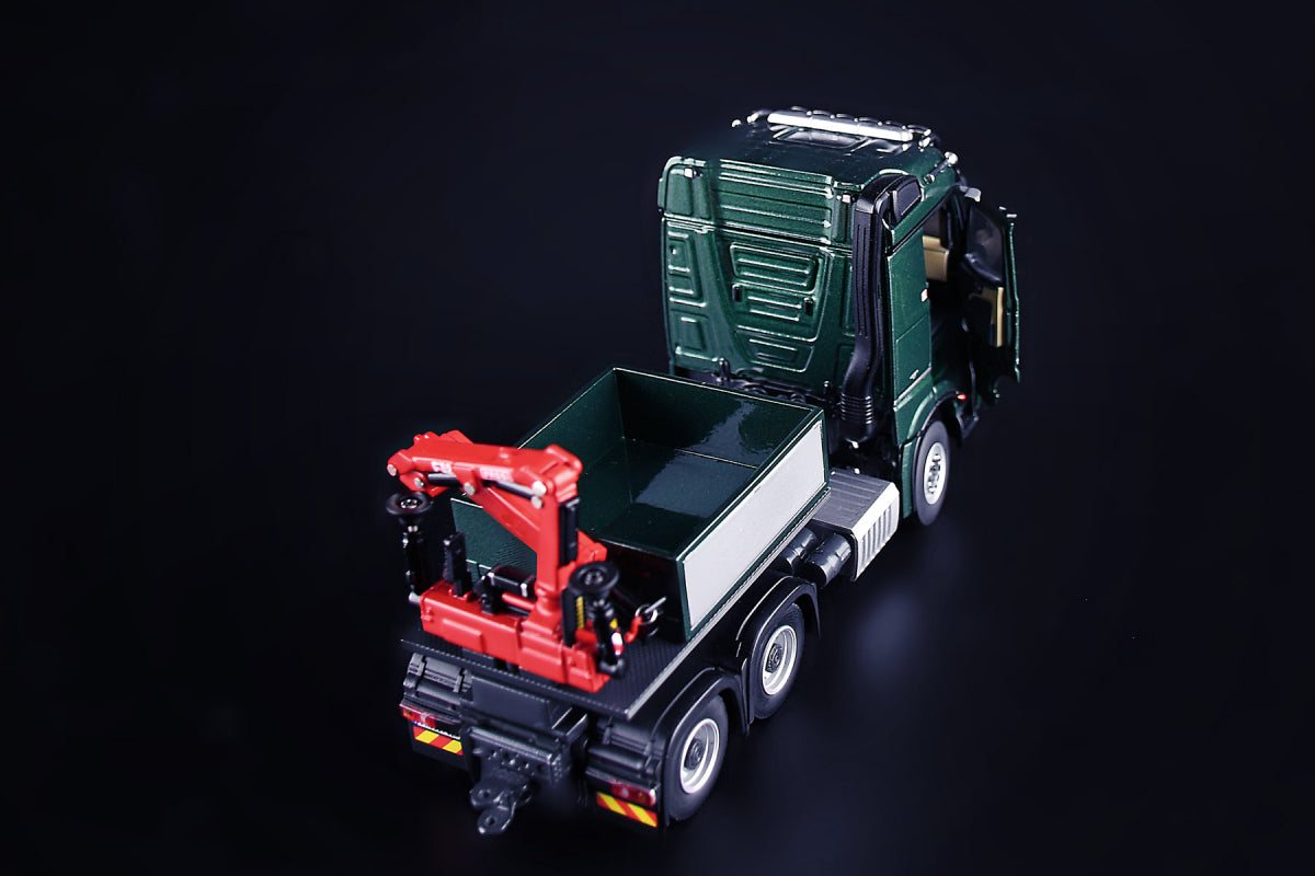 32-0072 Mercedes Benz Arocs " FASSI "