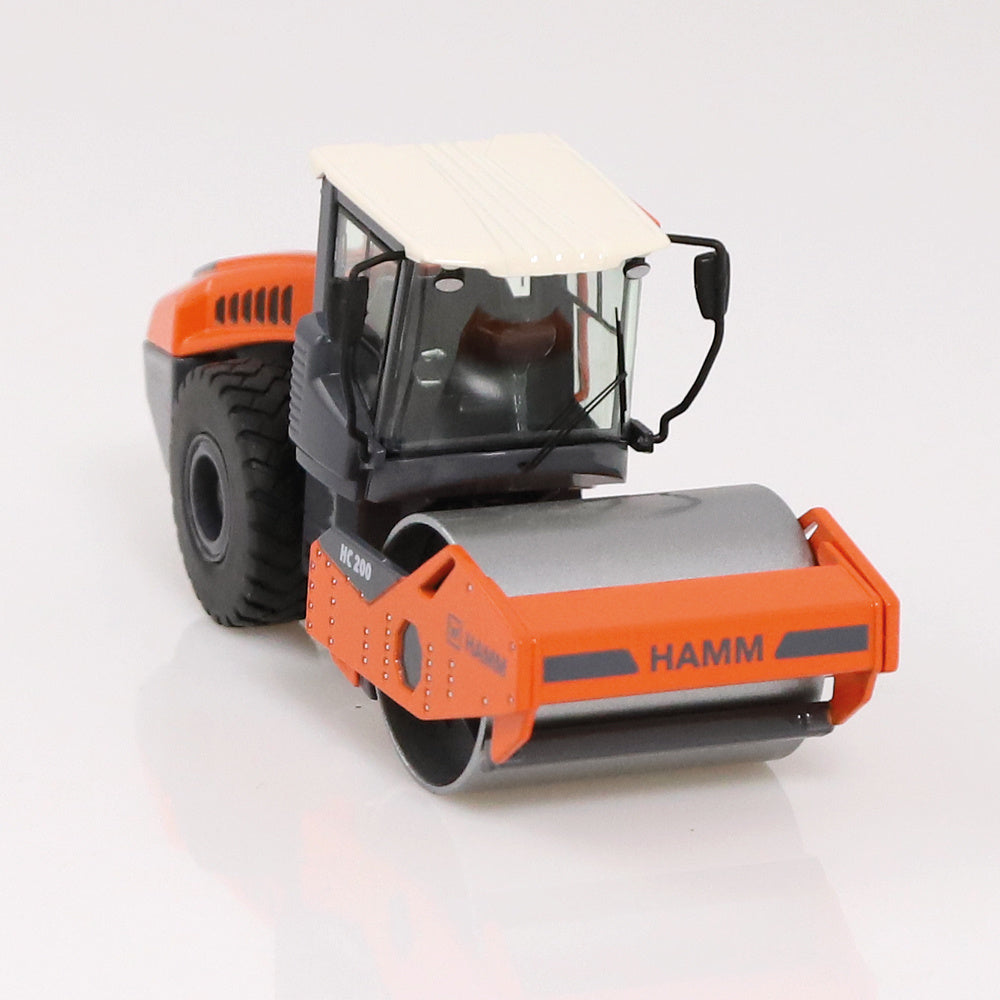 1041 Hamm Walze mit Glattbandage und Kabine