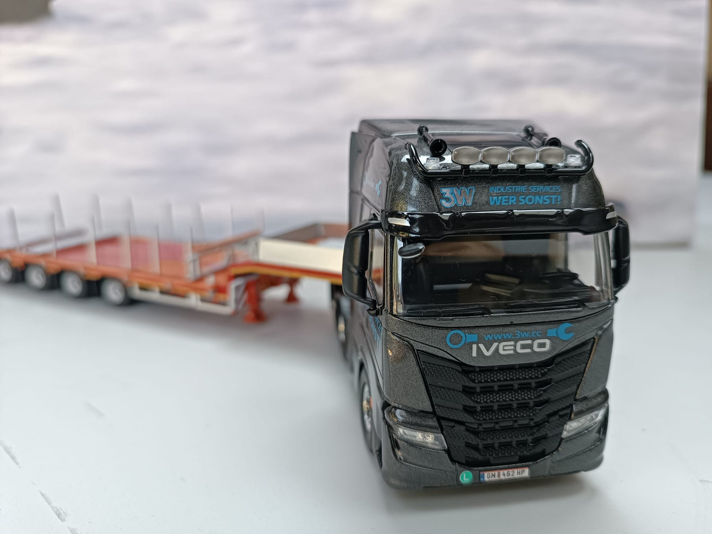 02-3869 IVECO Sondermodell " Firma 3W aus Vorchdorf "