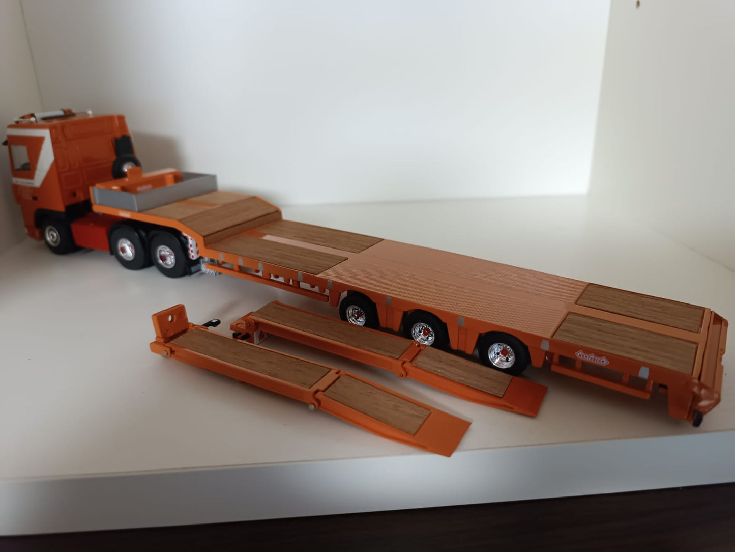 Gänger 01  - DAF 95  XF 3-achs   GÄNGER Sondermodell